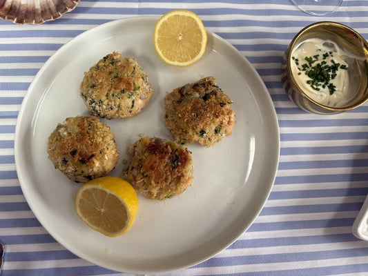 Montauk's Salmon and Crab Cakes